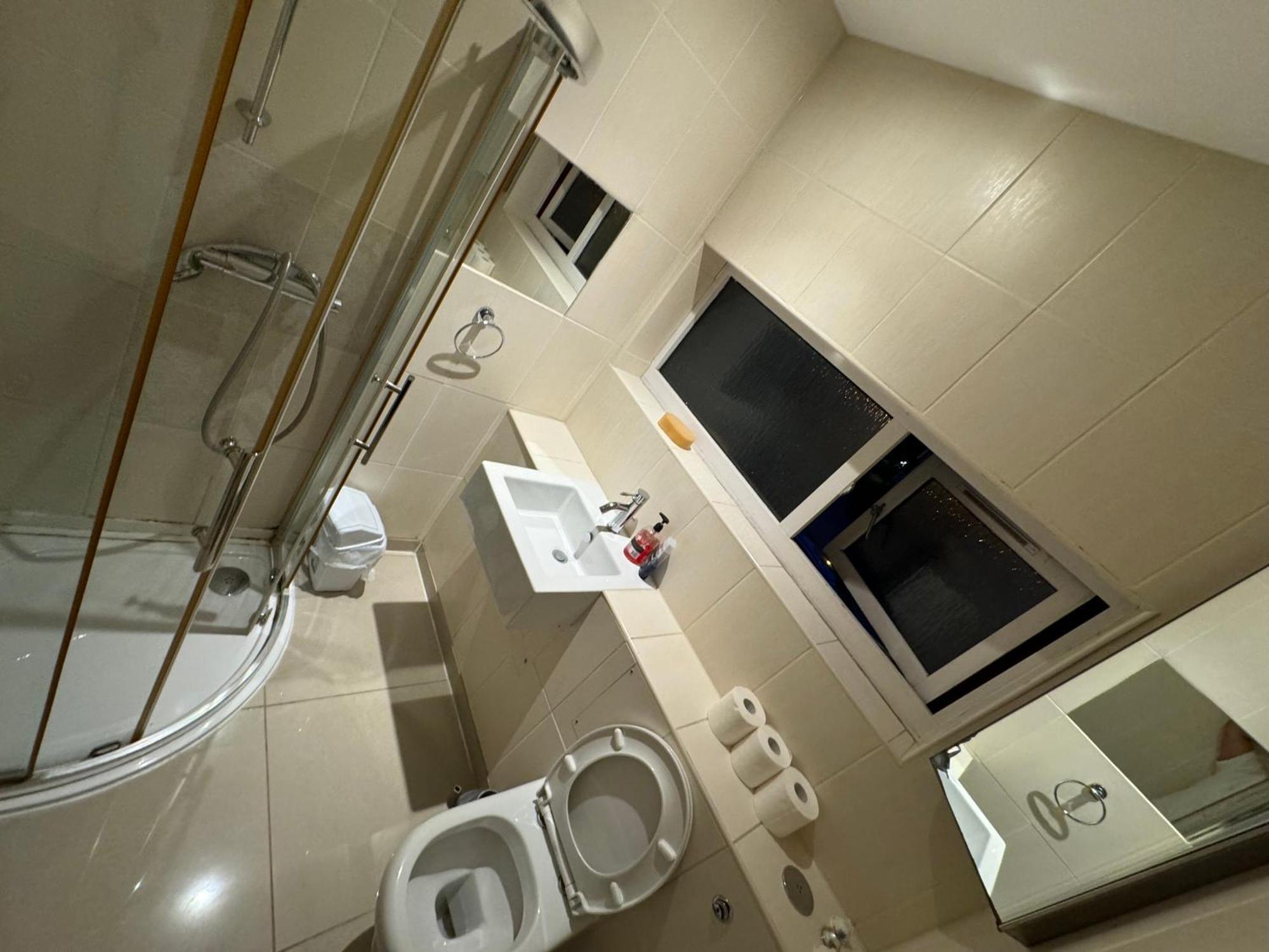 Cozy Rooms Near Central Londra Dış mekan fotoğraf